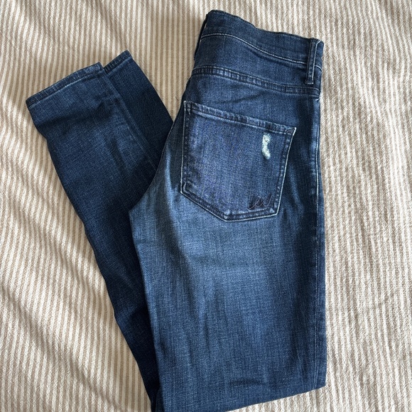 Express High Rise Distressed Skinny Leg Jegging - Picture 1 of 5